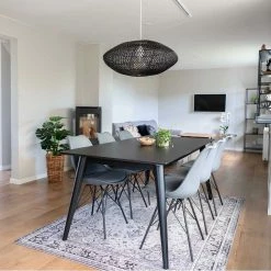 Brandneu ? Esszimmertisch & Schalenstühle - Vigadru (siebenteilig) ?